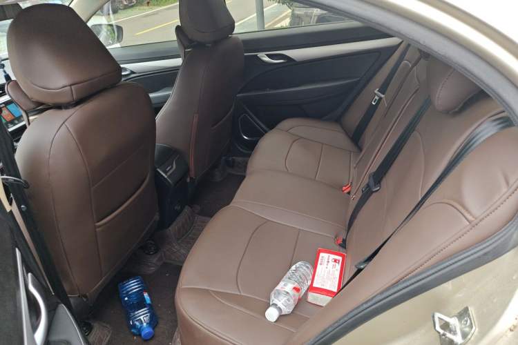 Used Geely Auto Emgrand 2018 1.5L CVT Upward Connect Edition Left Rear Seat