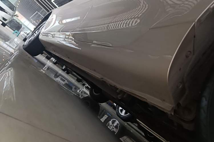 Used Geely Auto Emgrand 2018 1.5L Manual Luxury Model Left Side Sill