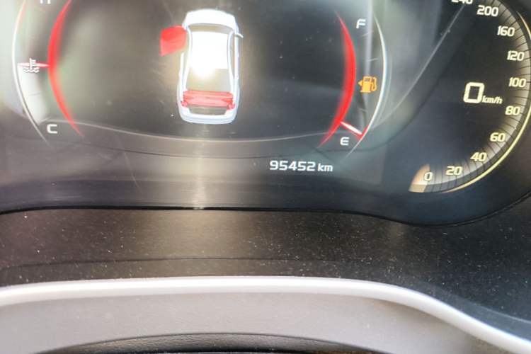 Used Geely Auto Emgrand 2018 1.5L CVT Upward Connect Edition Odometer Close Up