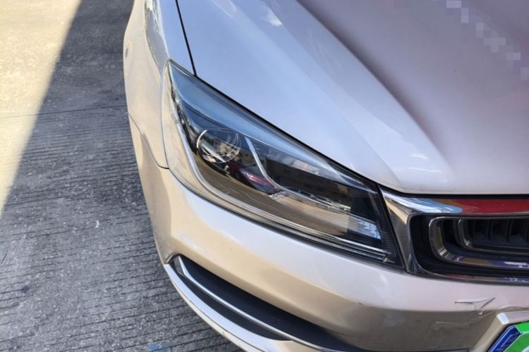 Used Geely Auto Emgrand 2018 1.5L CVT Upward Connect Edition Right Front Headlight