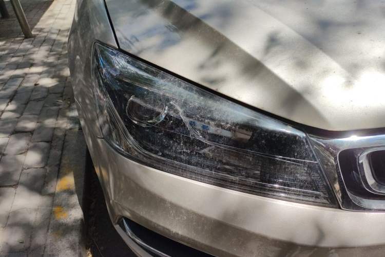 Used Geely Auto Emgrand 2018 1.5L Manual Upward Connect Edition Right Front Headlight