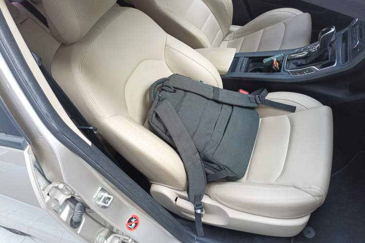 Used Geely Auto Emgrand 2018 1.5L CVT Luxury Model Right Front Seat