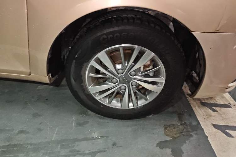 Used Geely Auto Emgrand 2018 1.5L CVT Luxury Model Right Front Wheel Hub