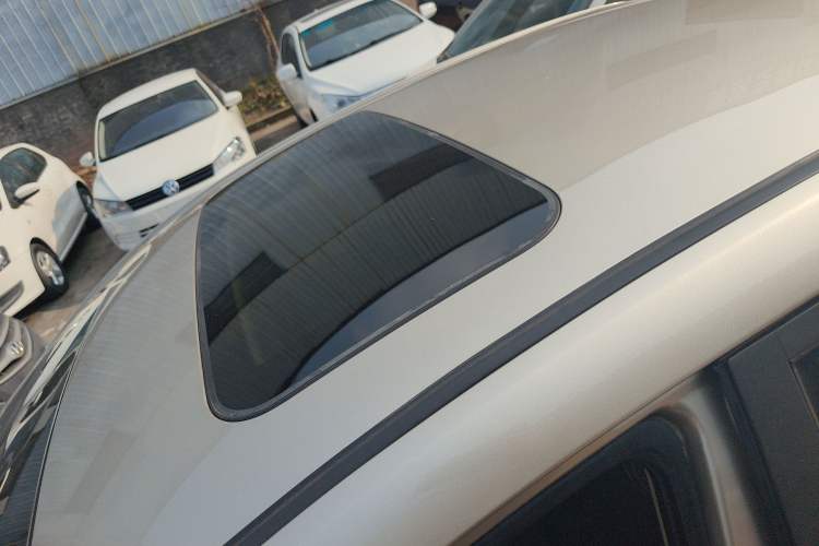 Used Geely Auto Emgrand 2018 1.5L CVT Upward Connect Edition Roof