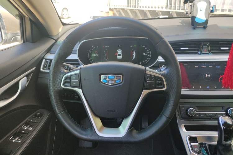 Used Geely Auto Emgrand 2018 1.5L CVT Upward Connect Edition Steering Wheel