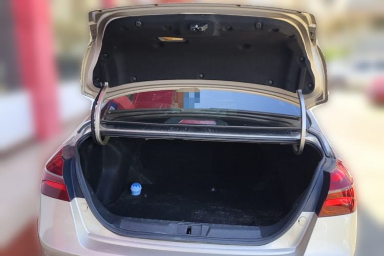 Used Geely Auto Emgrand 2018 1.5L CVT Upward Connect Edition Trunk