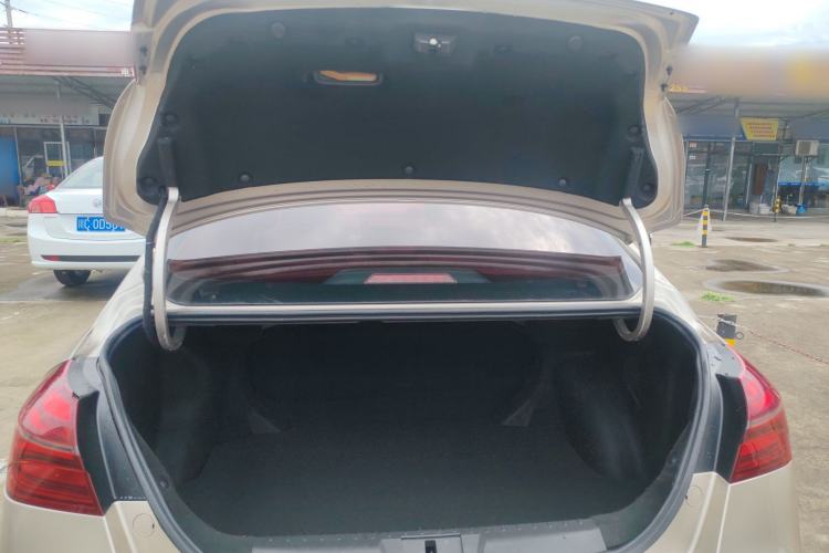 Used Geely Auto Emgrand 2018 1.5L CVT Upward Connect Edition Trunk