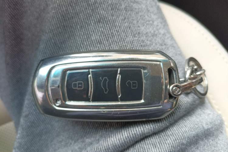 Used Geely Auto Emgrand 2018 1.5L CVT Luxury Model Vehicle Key
