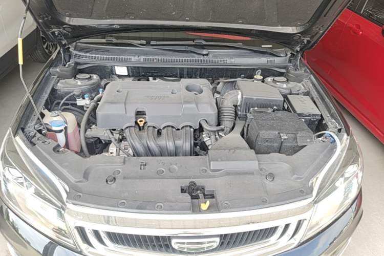 Used Geely Auto Emgrand 2019 Leading Edition 1.5L Manual Luxury Model China VI Standard Engine Bay
