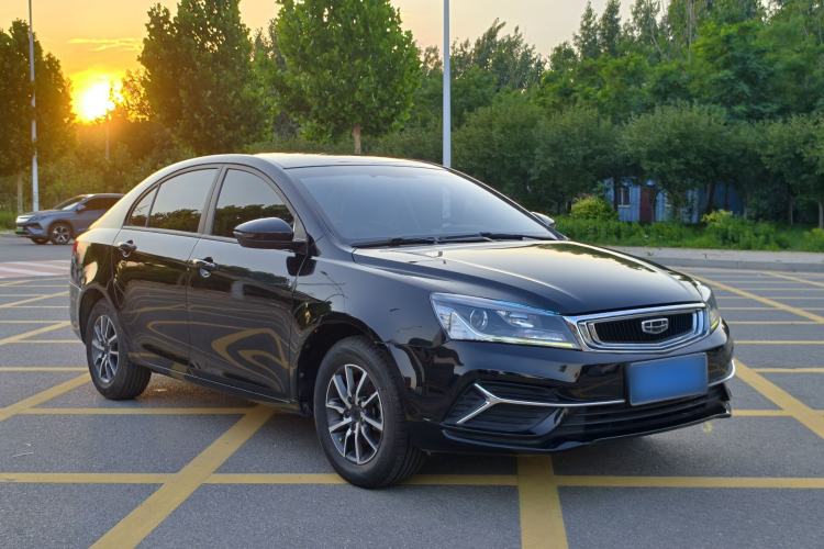 Used Geely Auto Emgrand 2019 Leading Edition 1.5L Manual Luxury Model China VI Standard Exterior 3