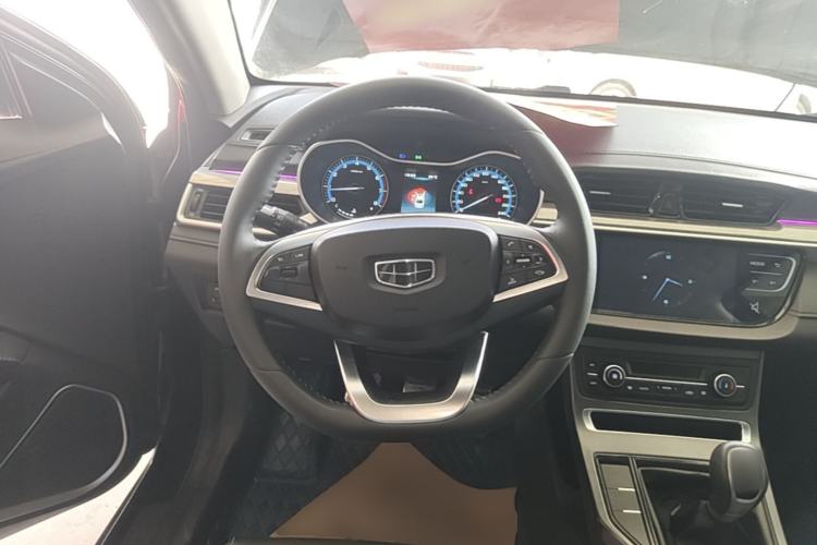 Used Geely Auto Emgrand 2019 Leading Edition 1.5L Manual Luxury Model China VI Standard Steering Wheel
