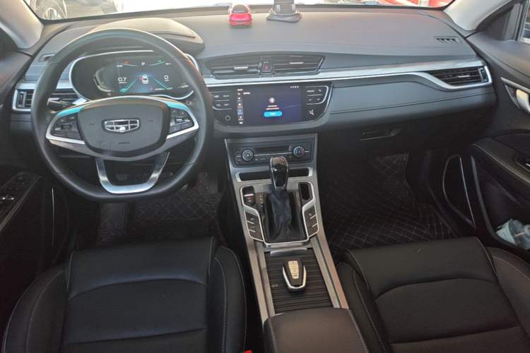 Used Geely Auto Emgrand 2019 Leading Edition 1.5L CVT Upward Asian Games Edition China VI Center Console