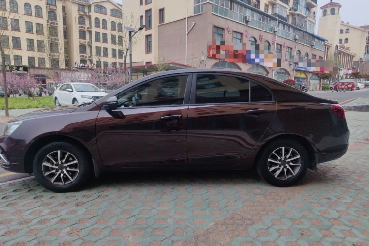 Used Geely Auto Emgrand 2019 Leading Edition 1.5L Manual Luxury Model China VI Standard Exterior 3