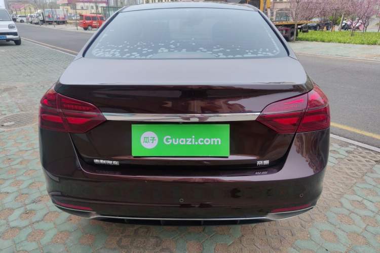 Used Geely Auto Emgrand 2019 Leading Edition 1.5L Manual Luxury Model China VI Standard Exterior 4