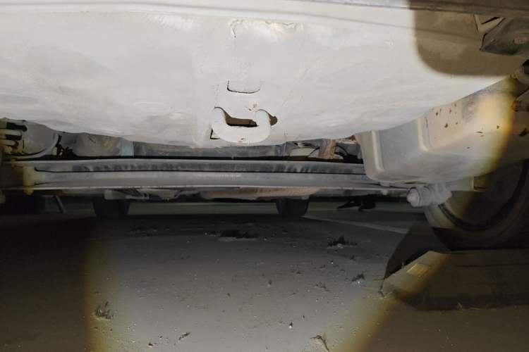 Used Geely Auto Emgrand 2019 Leading Edition 1.5L CVT Upward-Connected Model China VI Standard Chassis Rear