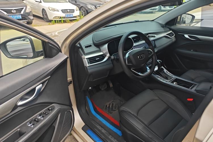 Used Geely Auto Emgrand 2019 Leading Edition 1.5L CVT Upward-Connected Model China VI Standard Driver Seat