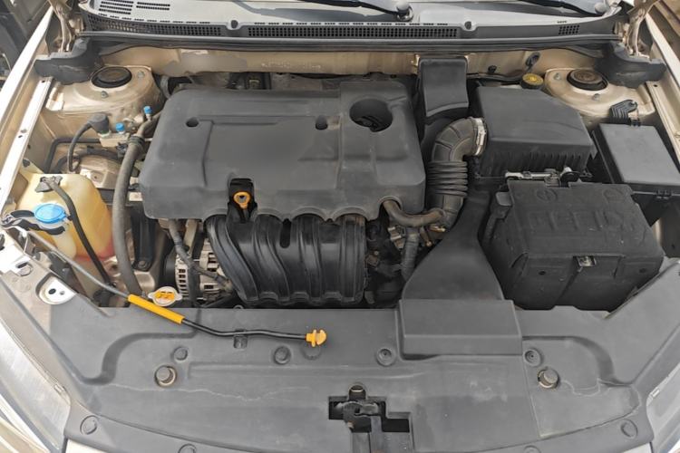 Used Geely Auto Emgrand 2019 Leading Edition 1.5L CVT Upward-Connected Model China VI Standard Engine Bay