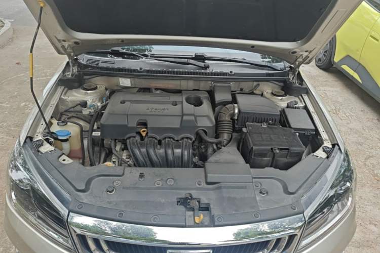 Used Geely Auto Emgrand 2019 Leading Edition 1.5L CVT Luxury Model China VI Standard Engine Bay