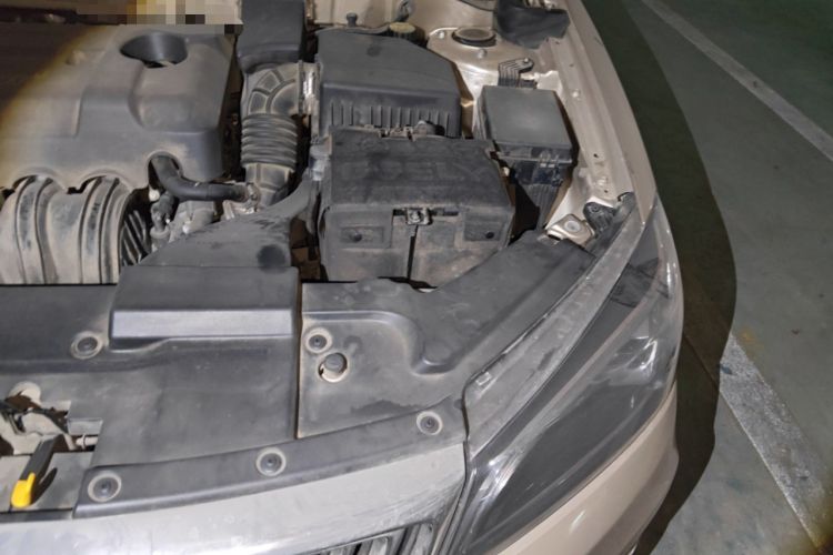 Used Geely Auto Emgrand 2019 Leading Edition 1.5L CVT Upward-Connected Model China VI Standard Engine Bay Left