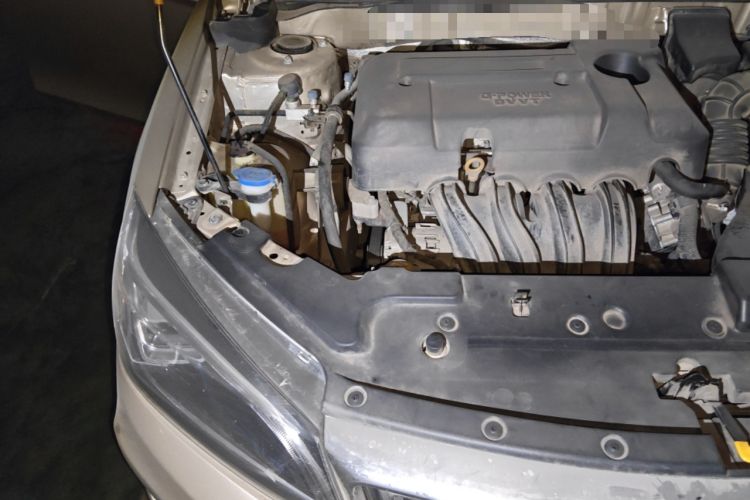 Used Geely Auto Emgrand 2019 Leading Edition 1.5L CVT Upward-Connected Model China VI Standard Engine Bay Right