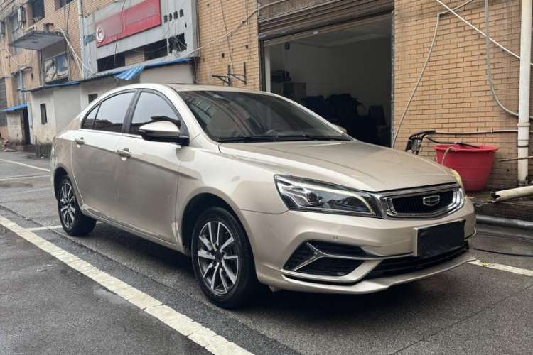 Used Geely Auto Emgrand 2019 Leading Edition 1.5L CVT Prestige Model China VI Standard Exterior 3