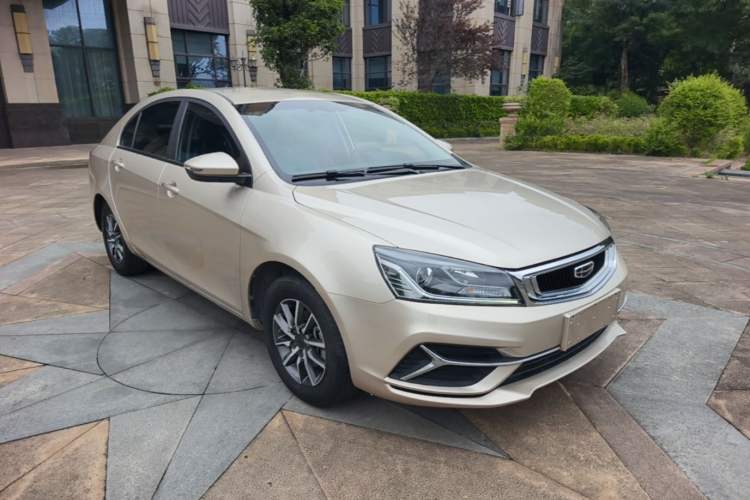 Used Geely Auto Emgrand 2019 Leading Edition 1.5L CVT Luxury Model China VI Standard Front Right 45 Deg