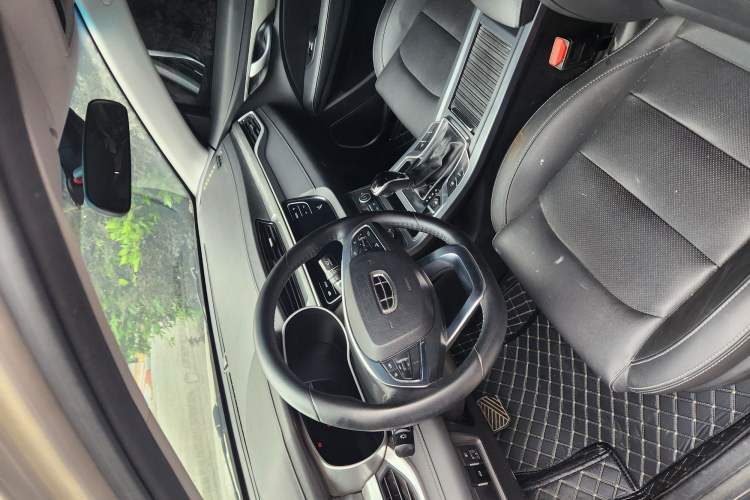 Used Geely Auto Emgrand 2019 Leading Edition 1.5L CVT Upward Asian Games Edition China VI Interior 1
