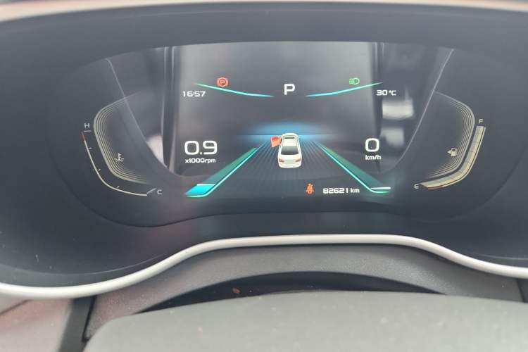 Used Geely Auto Emgrand 2019 Leading Edition 1.5L CVT Upward Asian Games Edition China VI Odometer Close Up