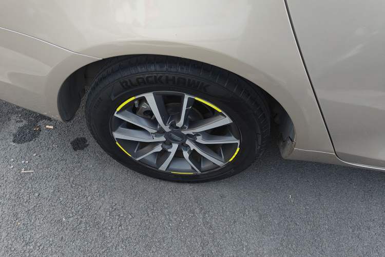 Used Geely Auto Emgrand 2019 Leading Edition 1.5L CVT Upward-Connected Model China VI Standard Right Rear Wheel Hub
