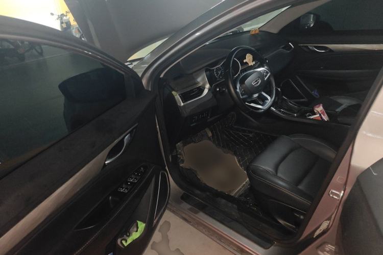 Used Geely Auto Emgrand 2019 Leading Edition 1.5L CVT Luxury Model China VI Standard Driver Seat