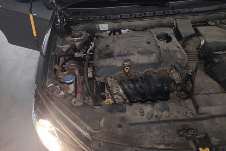 Used Geely Auto Emgrand 2019 Leading Edition 1.5L CVT Luxury Model China VI Standard Engine Bay Right