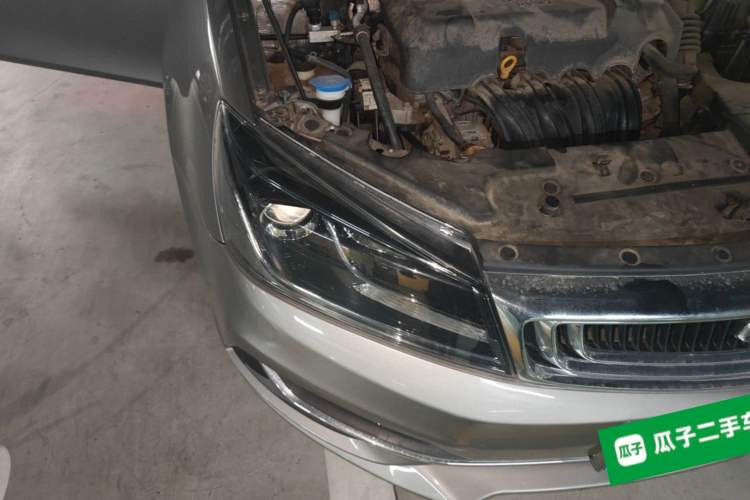 Used Geely Auto Emgrand 2019 Leading Edition 1.5L CVT Luxury Model China VI Standard Right Front Headlight
