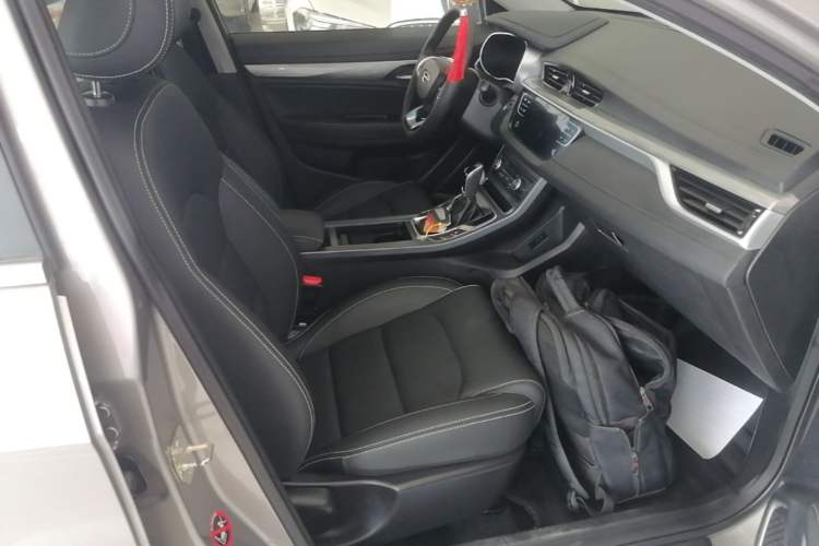 Used Geely Auto Emgrand 2019 Leading Edition 1.5L CVT Upward Asian Games Edition China VI Right Front Seat