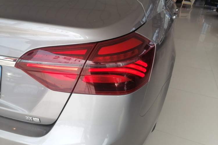 Used Geely Auto Emgrand 2019 Leading Edition 1.5L CVT Upward Asian Games Edition China VI Right Rear Taillight