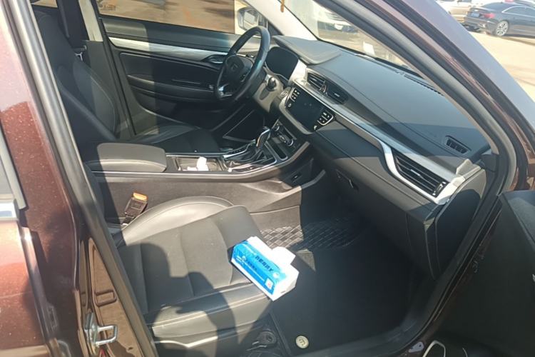 Used Geely Auto Emgrand 2019 Leading Edition 1.5L CVT Upward-Connected Model China VI Standard Right Front Seat