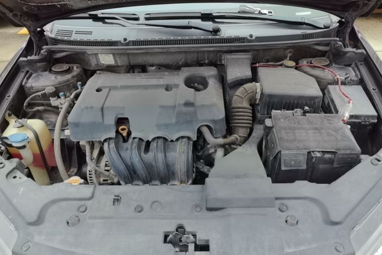 Used Geely Auto Emgrand 2019 Leading Edition 1.5L CVT Upward-Connected Model China VI Standard Engine Bay