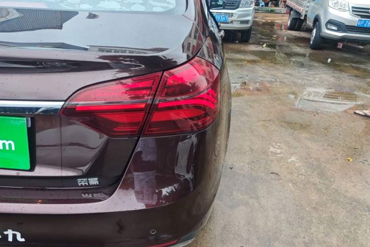 Used Geely Auto Emgrand 2019 Leading Edition 1.5L CVT Upward-Connected Model China VI Standard Exterior 3
