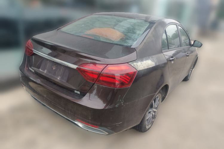 Used Geely Auto Emgrand 2019 Leading Edition 1.5L CVT Luxury Model China VI Standard Exterior 5