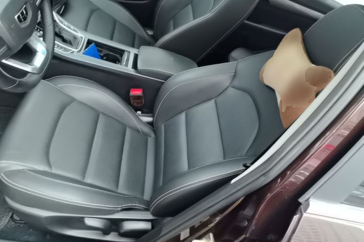 Used Geely Auto Emgrand 2019 Leading Edition 1.5L CVT Upward-Connected Model China VI Standard Left Front Seat
