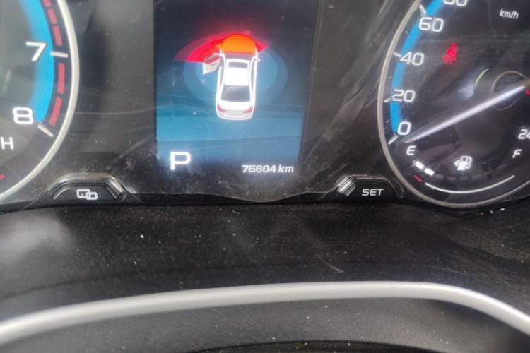 Used Geely Auto Emgrand 2019 Leading Edition 1.5L CVT Luxury Model China VI Standard Odometer Close Up
