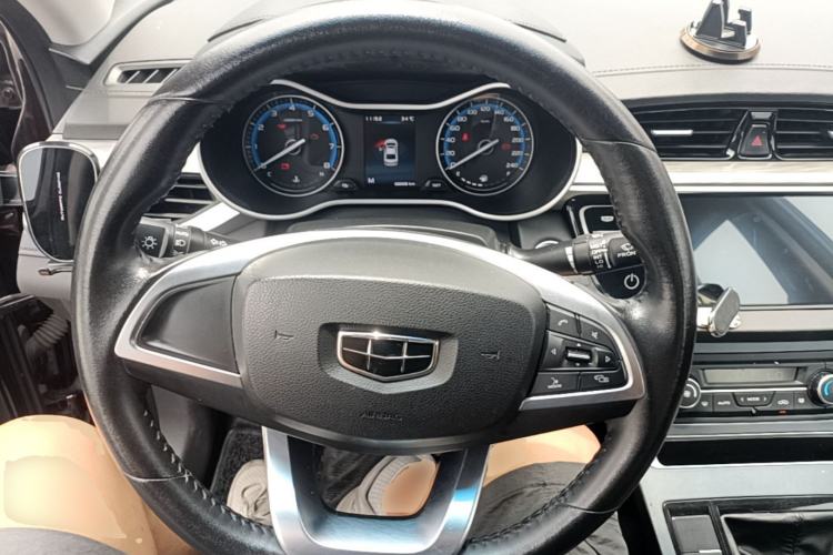 Used Geely Auto Emgrand 2019 Leading Edition 1.5L Manual Luxury Model China VI Standard Steering Wheel