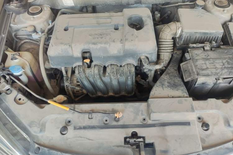 Used Geely Auto Emgrand 2019 Leading Edition 1.5L Manual Upgraded Connectivity Model China VI Standard Engine Bay