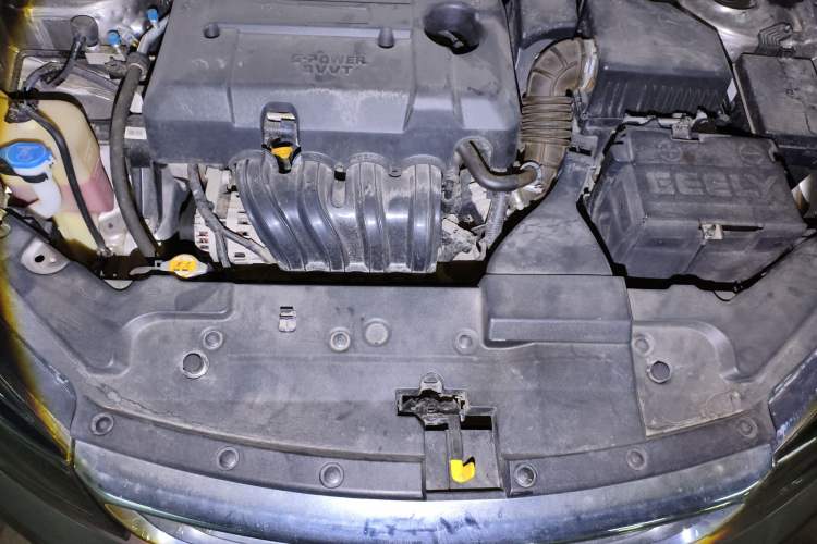 Used Geely Auto Emgrand 2019 Leading Edition 1.5L CVT Luxury Model China VI Standard Engine Bay