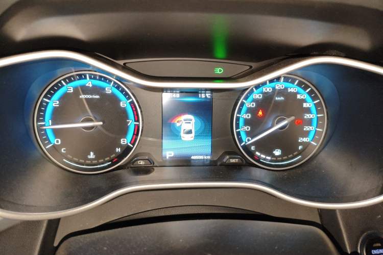 Used Geely Auto Emgrand 2019 Leading Edition 1.5L CVT Luxury Model China VI Standard Instrument Cluster