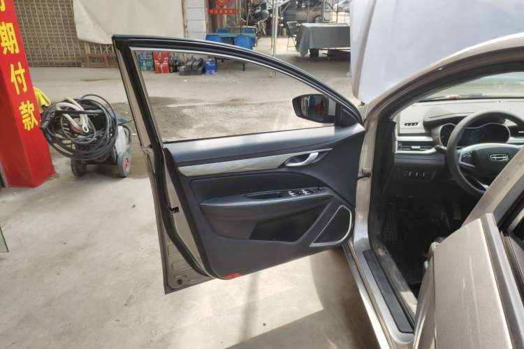Used Geely Auto Emgrand 2019 Leading Edition 1.5L CVT Luxury Model China VI Standard Left Front Door Interior