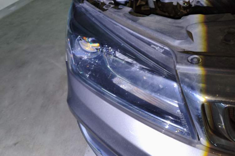 Used Geely Auto Emgrand 2019 Leading Edition 1.5L CVT Luxury Model China VI Standard Right Front Headlight