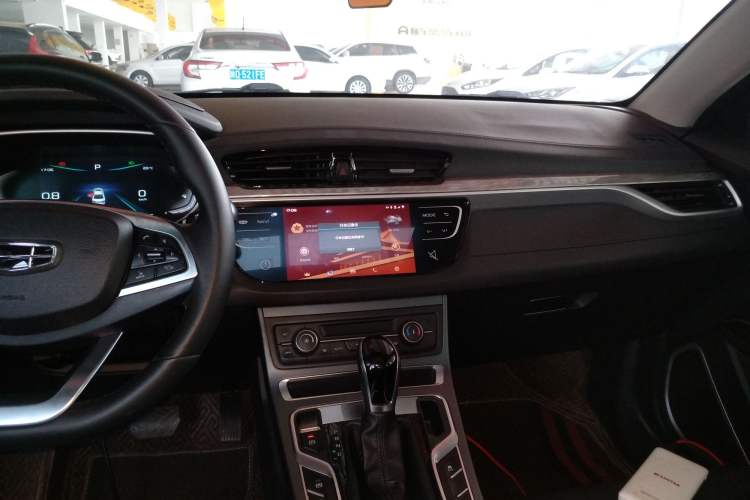 Used Geely Auto Emgrand 2019 Leading Edition 1.5L CVT Upward Asian Games Edition China VI Audio And AC Panel