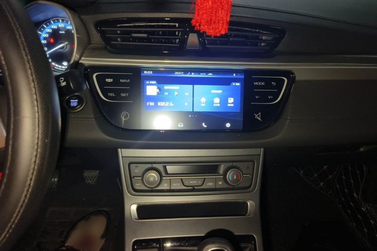Used Geely Auto Emgrand 2019 Leading Edition 1.5L Manual Luxury Model China VI Standard Audio And AC Panel