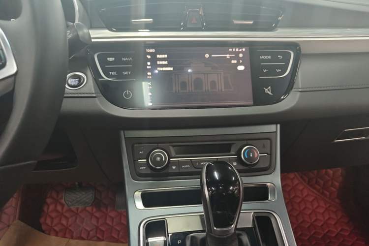 Used Geely Auto Emgrand 2019 Leading Edition 1.5L CVT Upward Asian Games Edition China VI Audio And AC Panel