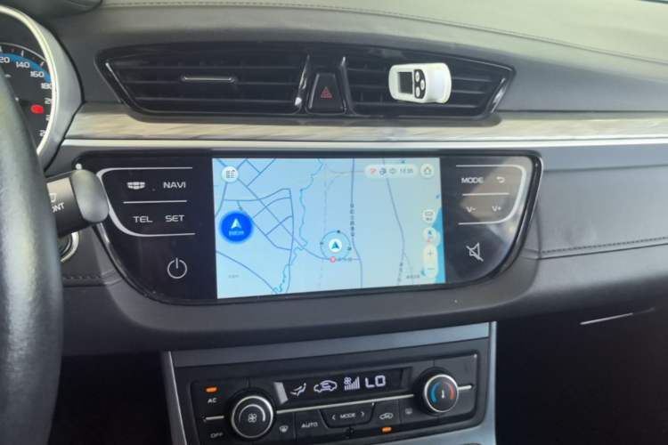 Used Geely Auto Emgrand 2019 Leading Edition 1.5L CVT Luxury Model China VI Standard Audio And AC Panel